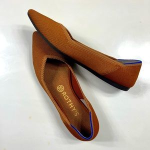 Rothy’s Gold Point